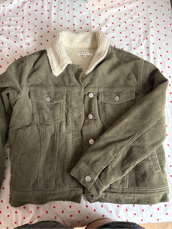 PacSun Jackets & Blazers - PacSun Olive Green Corduroy Jacket with Cream Sherpa Lining